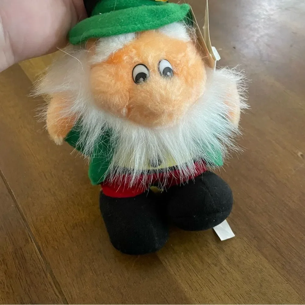 Vintage Leprechaun From Ireland Adorable Plushie - Picture 3 of 9